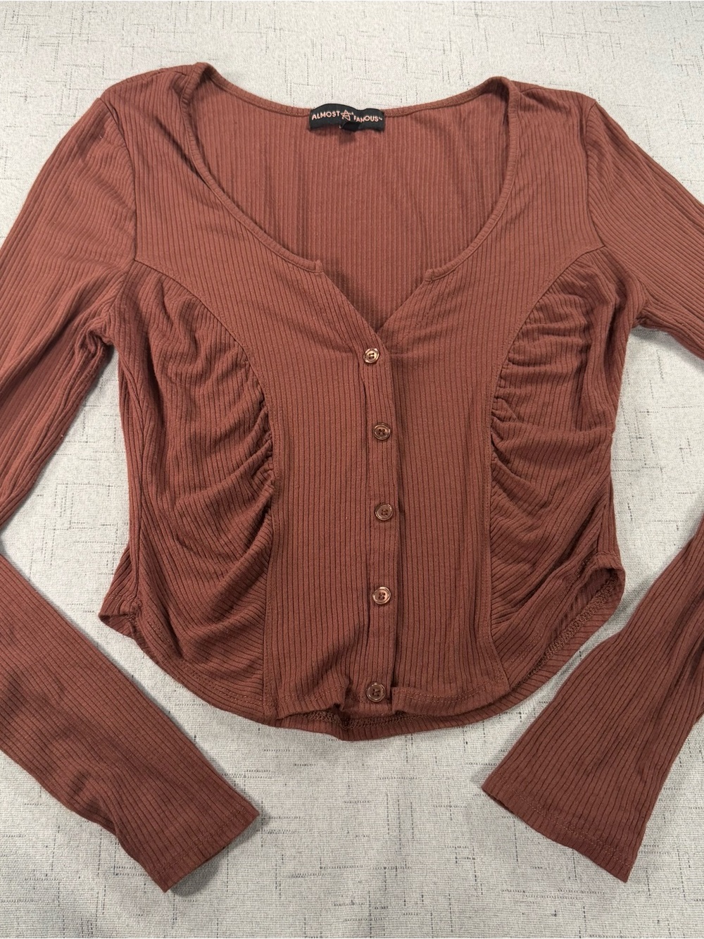 Almost Famous Rust Brown Ribbed Button-Front Long Sleeve Top